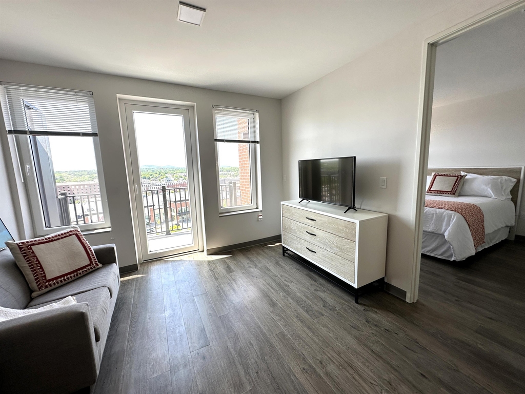 409 Elm - Photo 13
