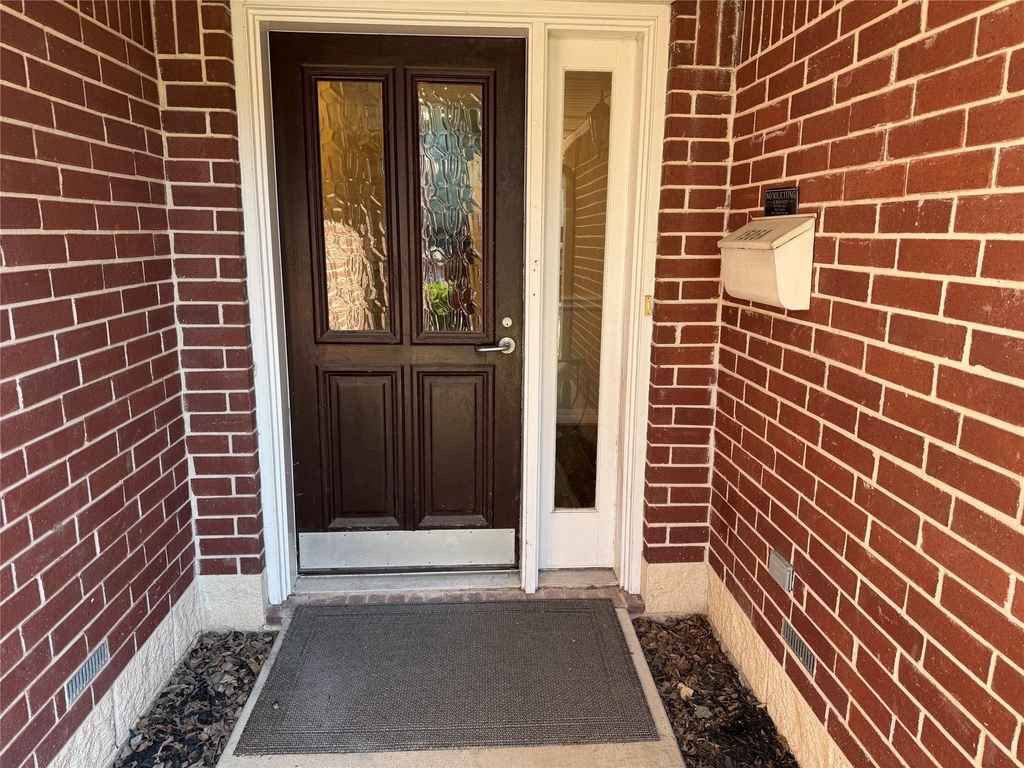 1506 Asbury Street - Photo 2
