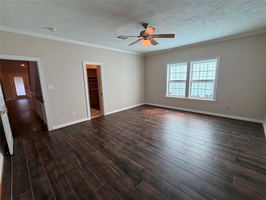 1506 Asbury Street - Photo 10