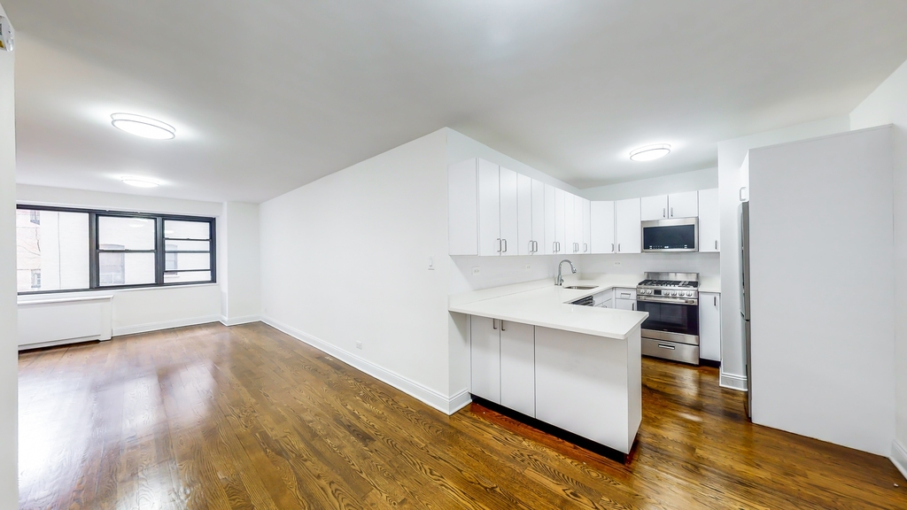 145 East 16th Street - Photo 5