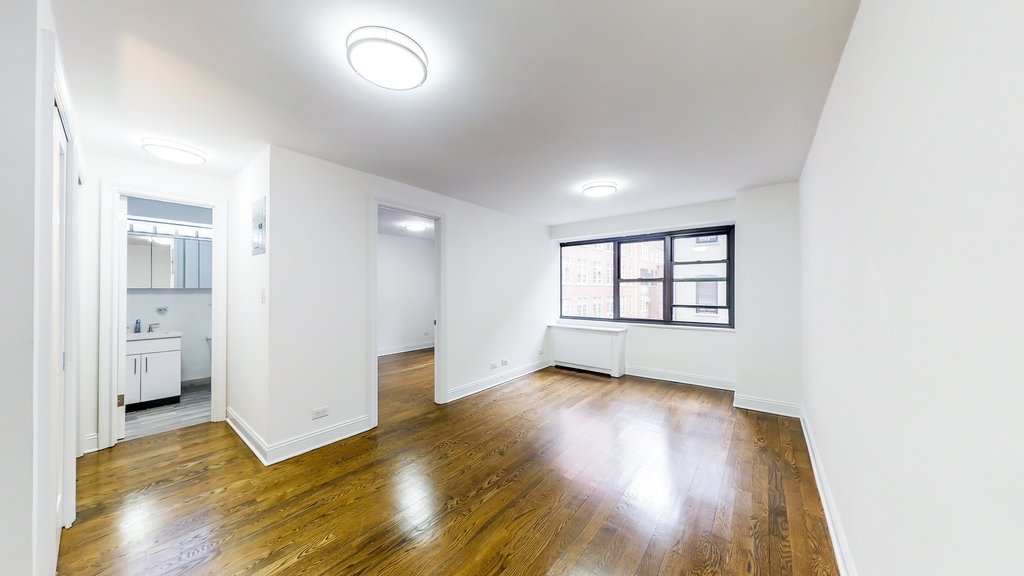 145 East 16th Street - Photo 0