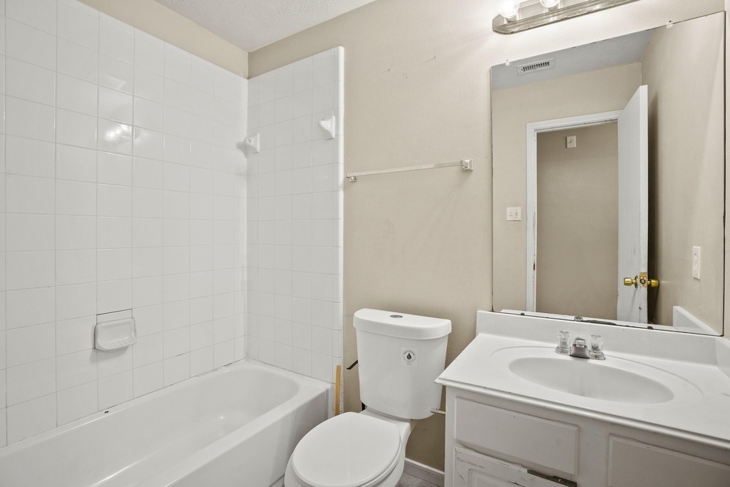 5247 Panay Park Drive - Photo 15