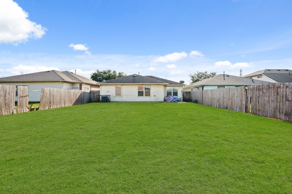 5247 Panay Park Drive - Photo 16