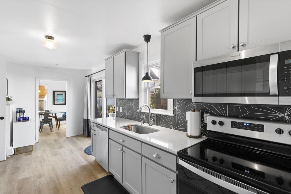 16 Oceanview - Photo 12