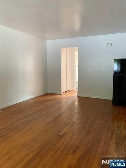 431 Grand - Photo 2