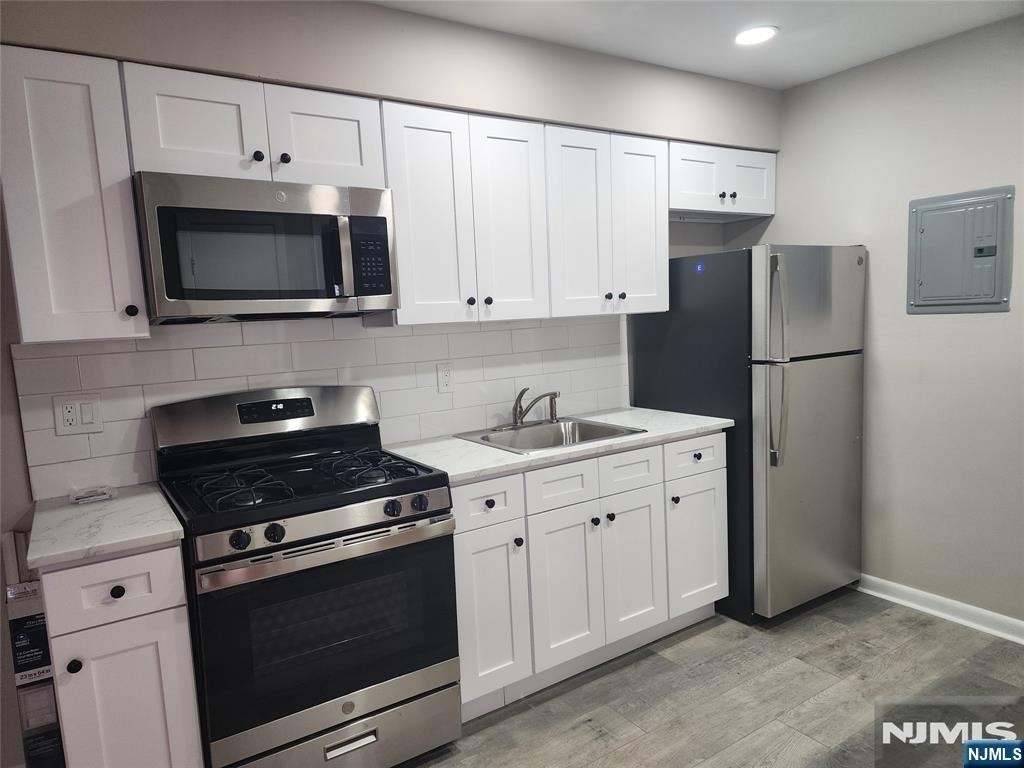 65 E Main - Photo 4
