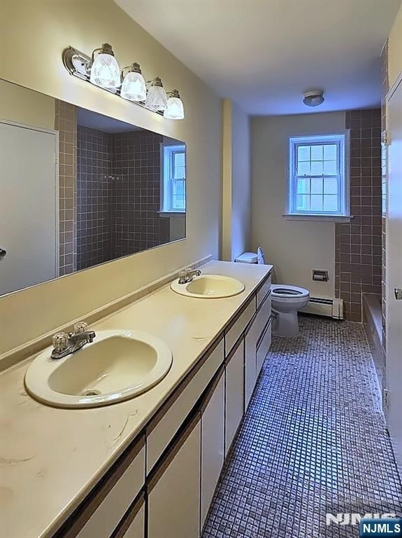 605 Grove - Photo 9