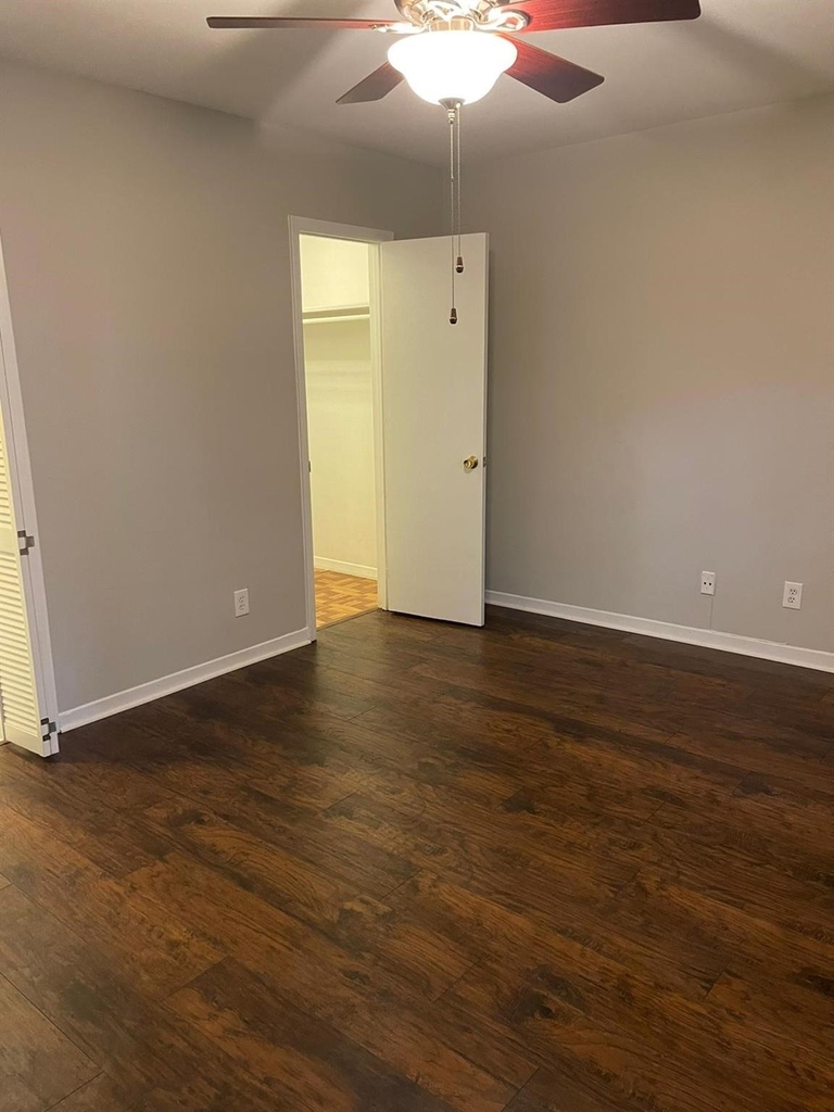 2822 Briarhurst Drive - Photo 9