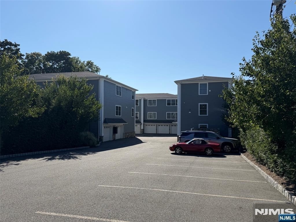 273 Broadway - Photo 1