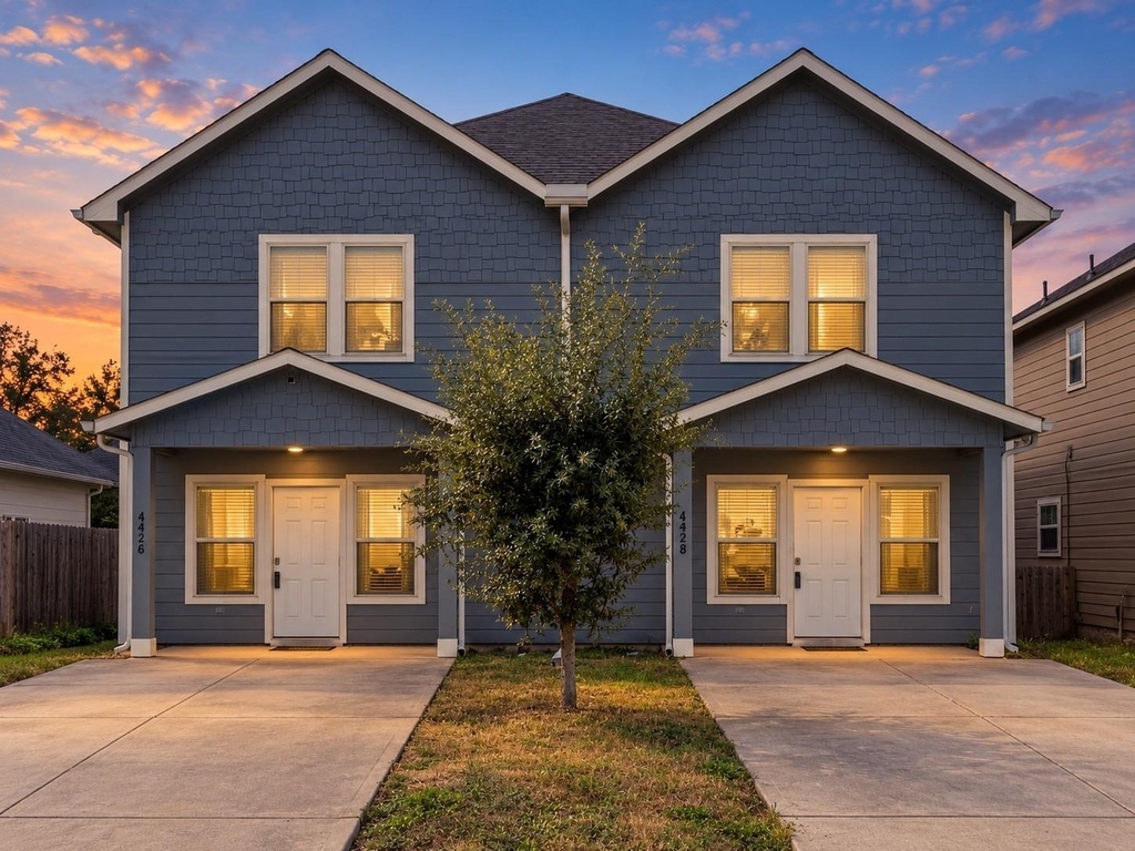 4528 Mayflower Street - Photo 0