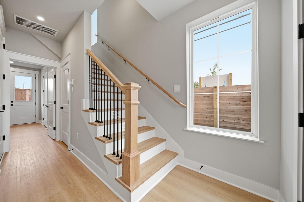 4428 Providence Street - Photo 6