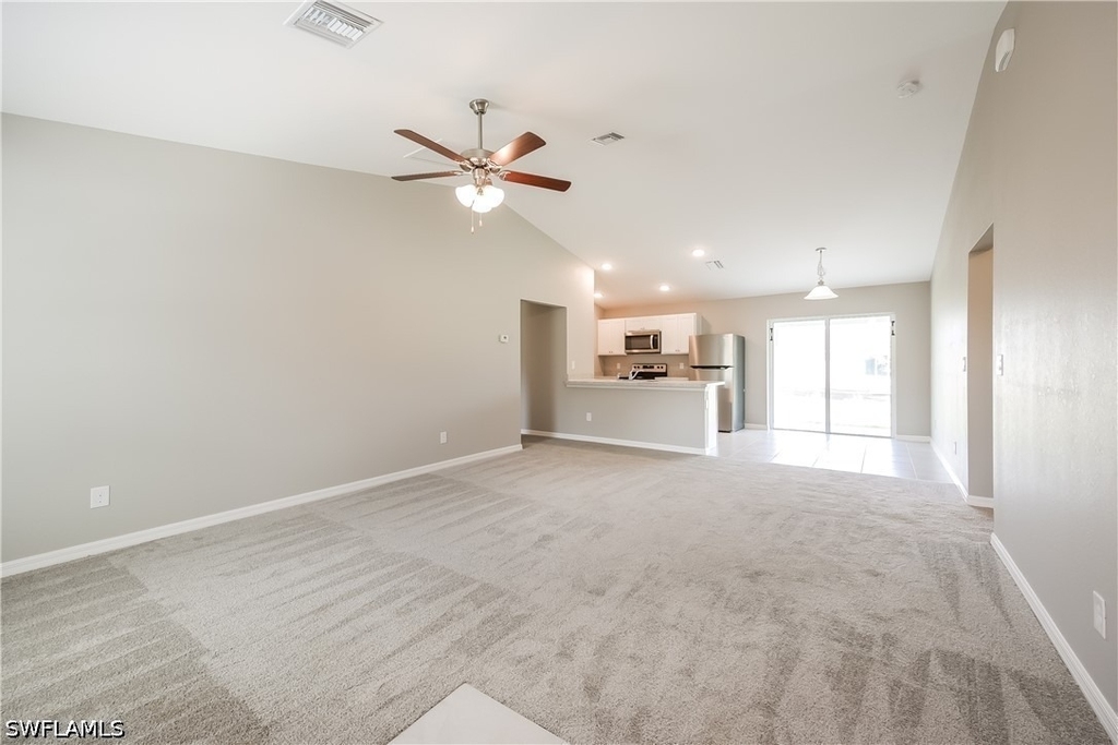 2604 56th Street W - Photo 2