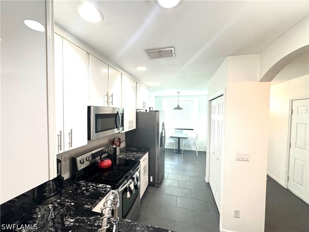 7790 Woodbrook Circle - Photo 3