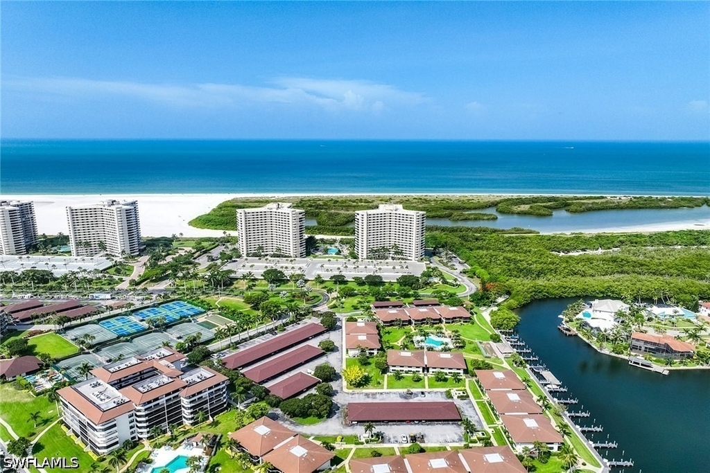 320 Seaview Court - Photo 1