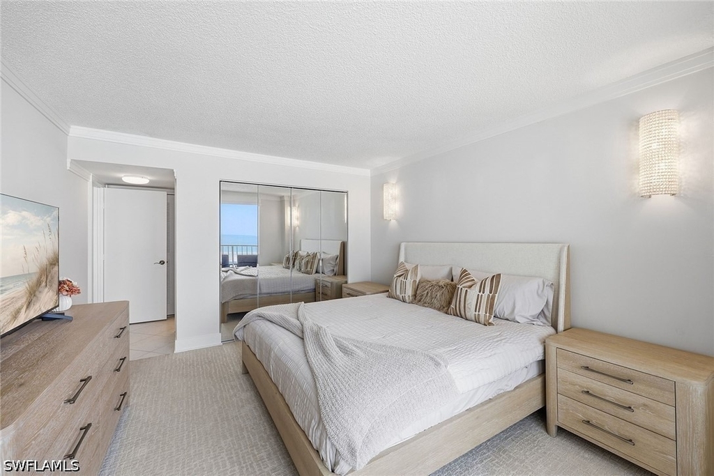 320 Seaview Court - Photo 18