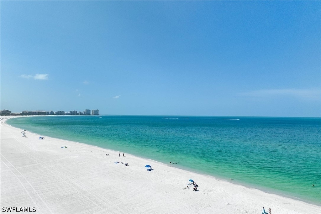 320 Seaview Court - Photo 24