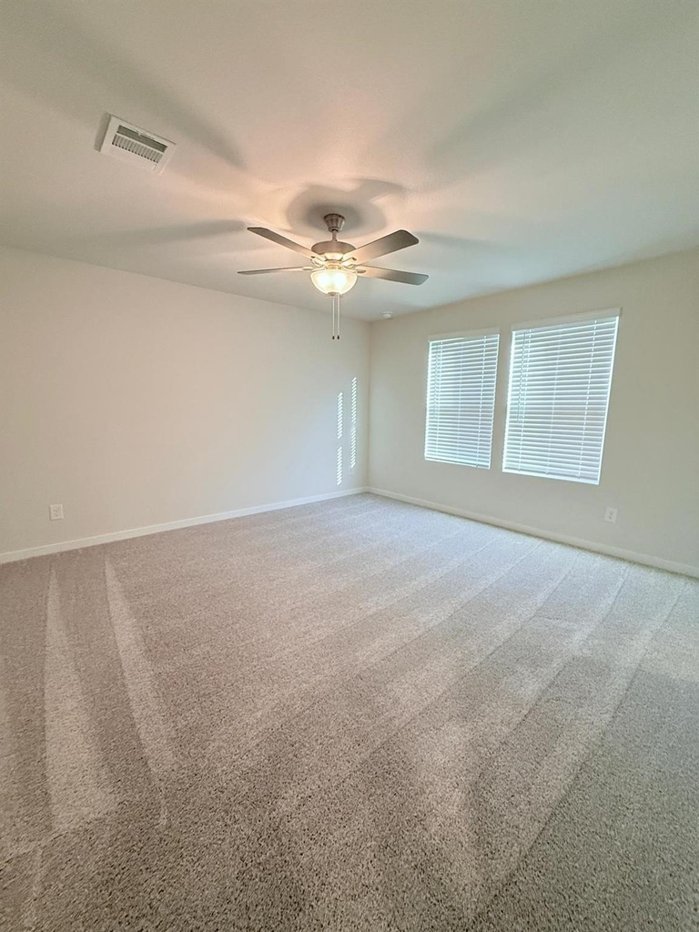 8011 Heroes Hall Drive - Photo 13