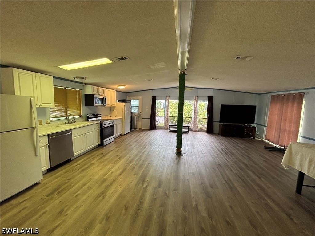 1450 Gulf Coast Drive - Photo 0