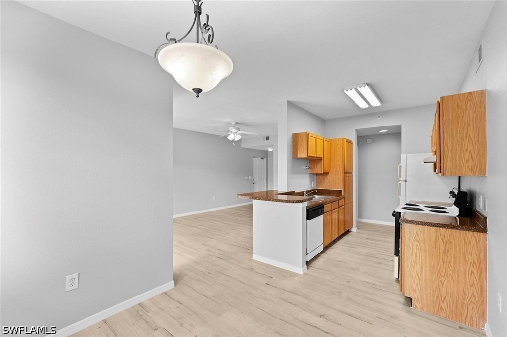 7905 Preserve Circle - Photo 8