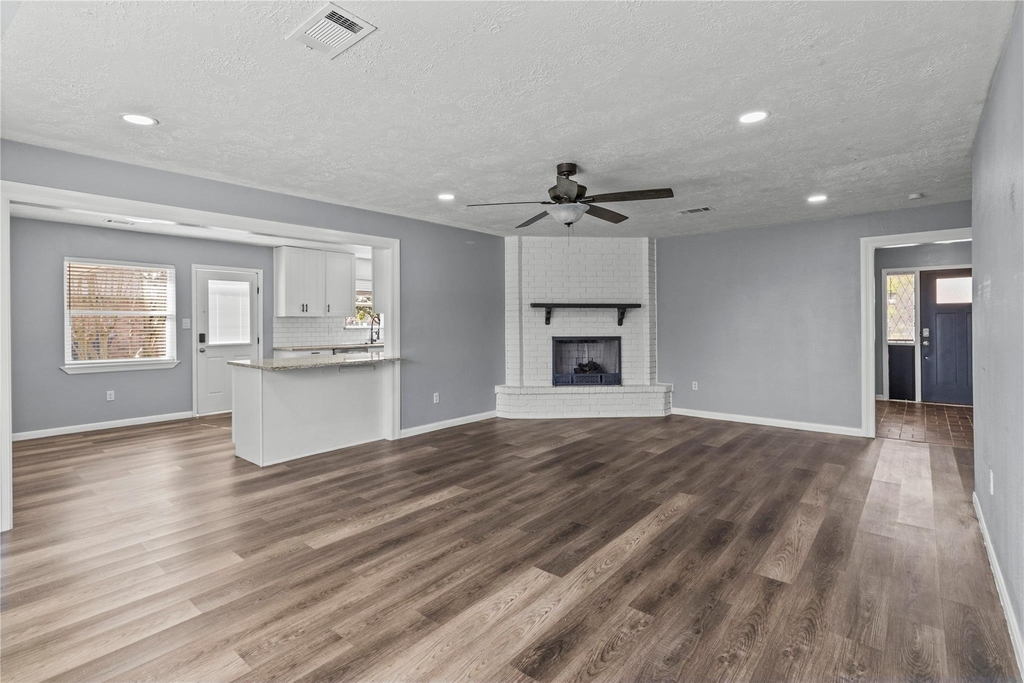 1310 El Dorado Boulevard - Photo 8