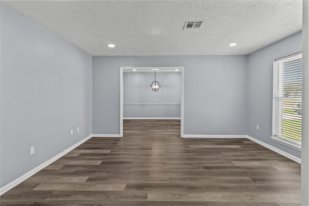 1310 El Dorado Boulevard - Photo 4