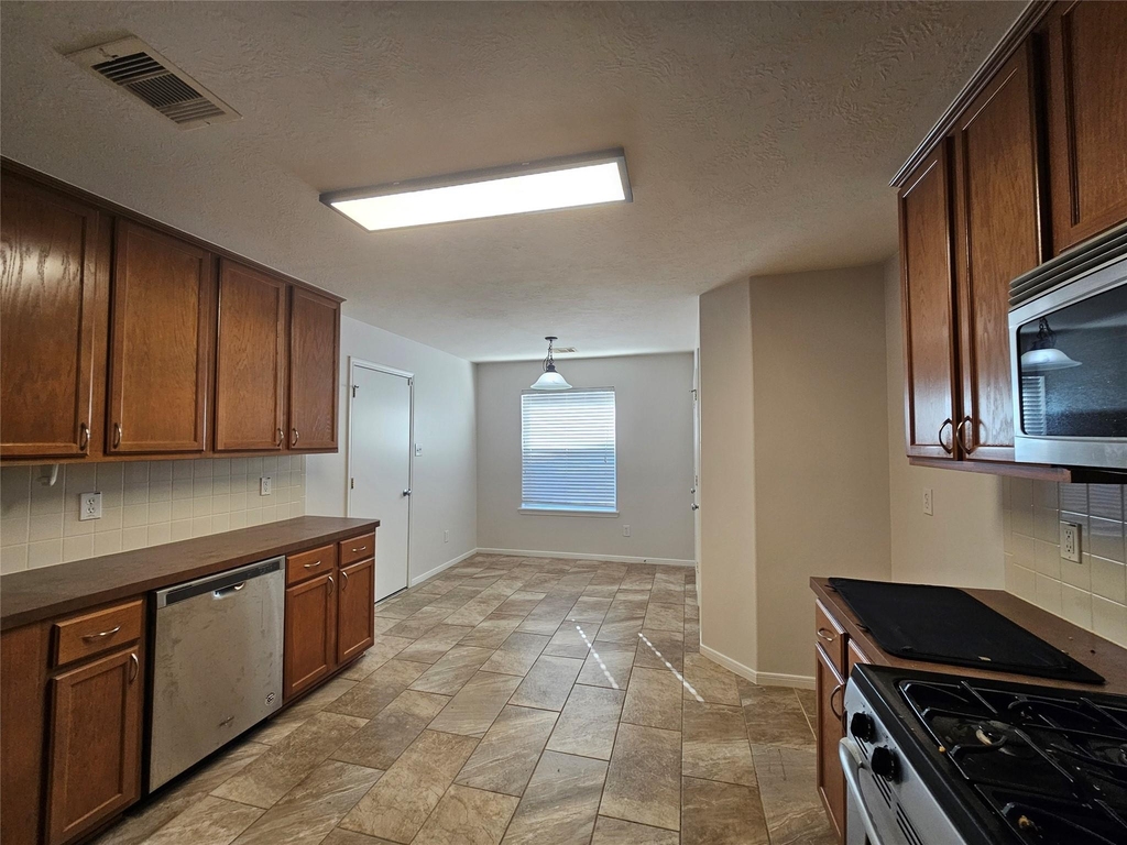 2205 Sugar Hill Drive - Photo 10