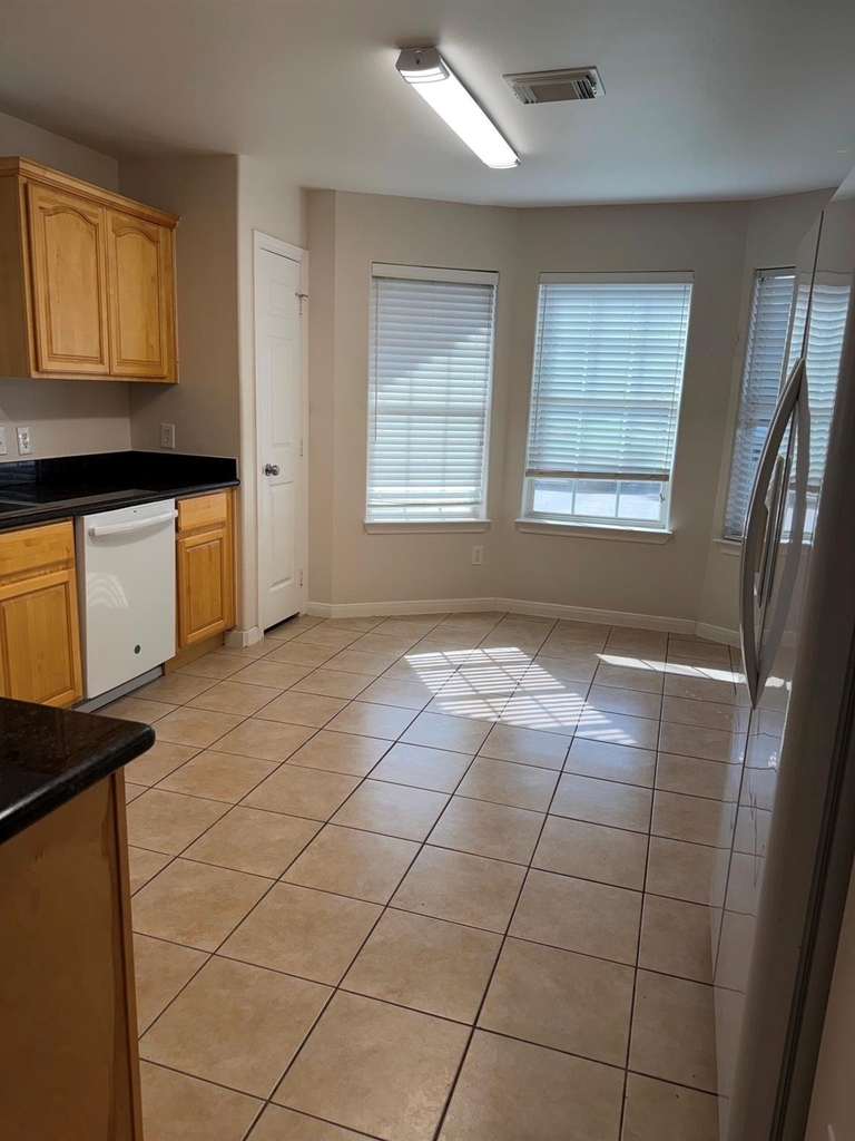 3818 Cary Creek Drive - Photo 3