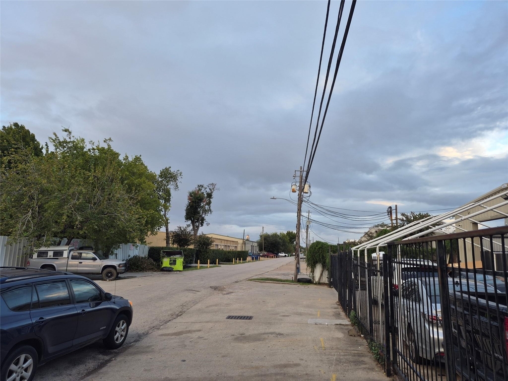 8710 Daffodil Street - Photo 7