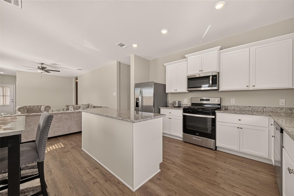 6402 Autumn Equinox Drive - Photo 6