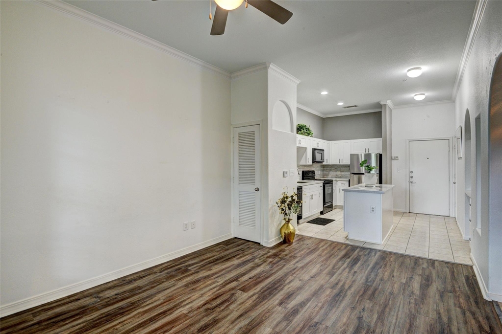 1441 East Street - Photo 4