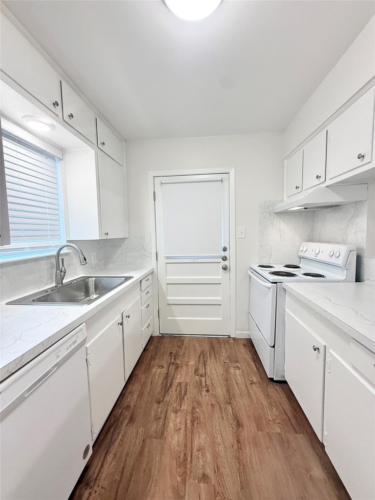 500 Willow Drive - Photo 7