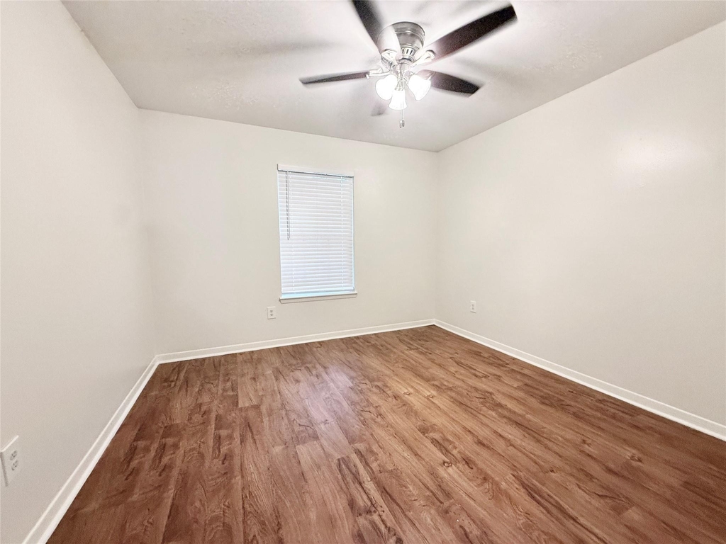 500 Willow Drive - Photo 10