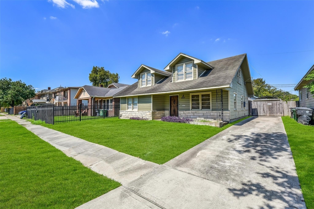 4727 Clay Street - Photo 1