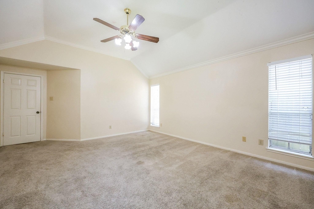 4230 Torrey Creek Lane - Photo 18