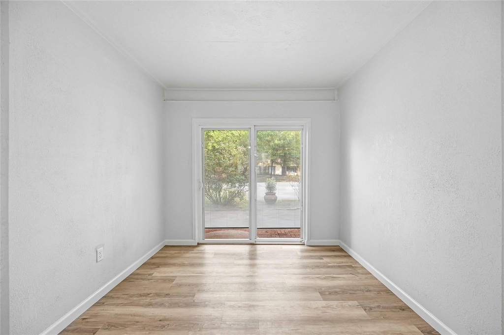 203 Wedgewood Court - Photo 10