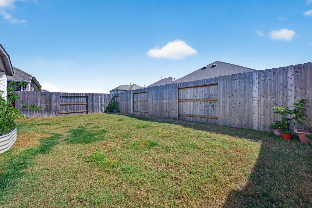 5039 Henry Merrit Street - Photo 40