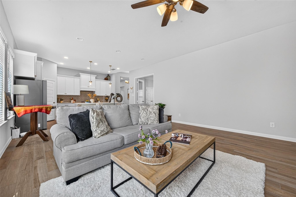 5039 Henry Merrit Street - Photo 7