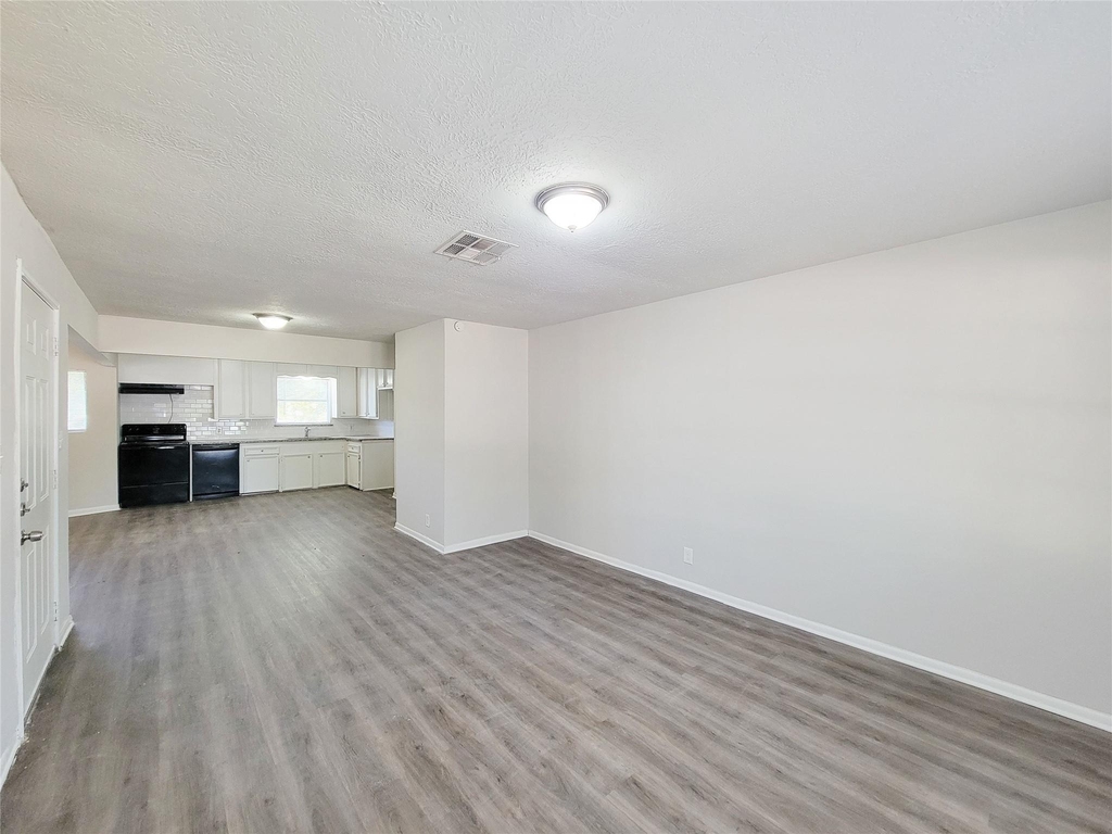 5239 Falvey Street - Photo 1