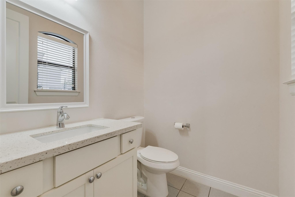 1506 Johnson Street - Photo 10
