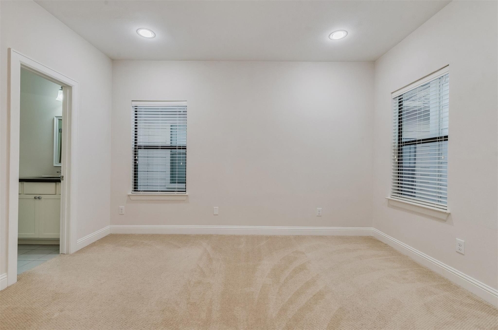 1506 Johnson Street - Photo 16