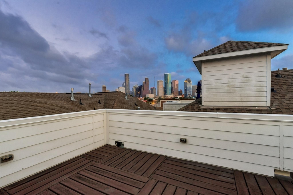 1506 Johnson Street - Photo 23