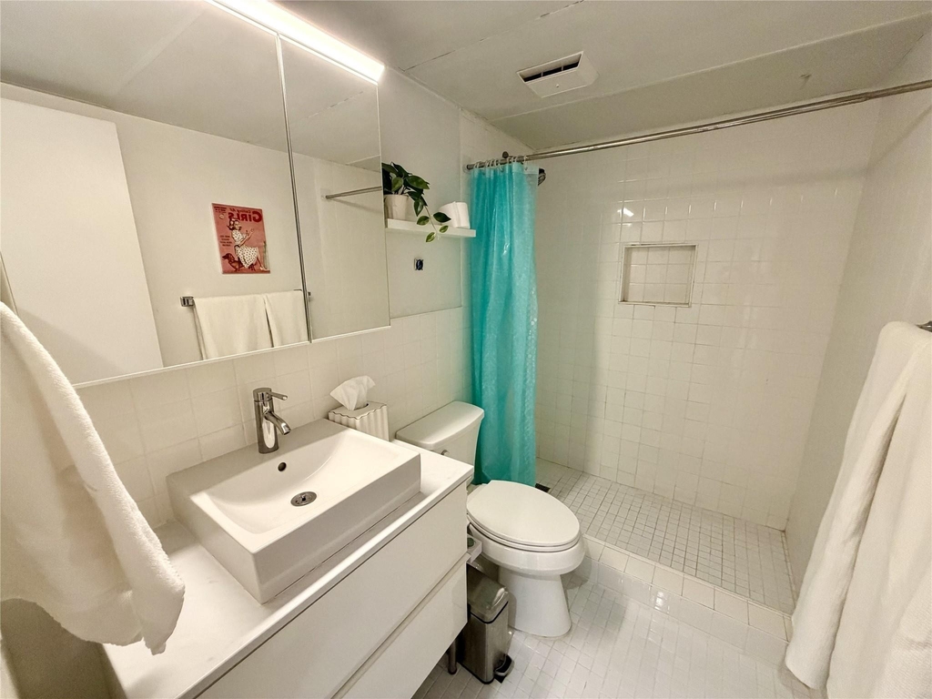 3600 Montrose Boulevard - Photo 16