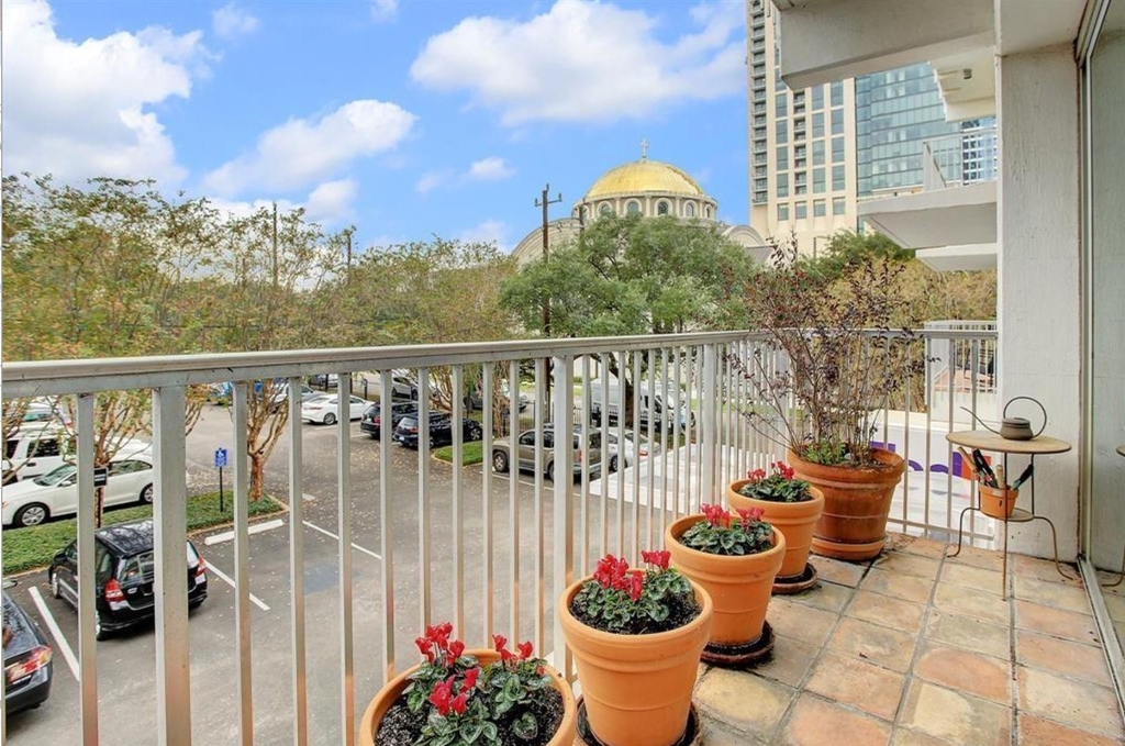 3600 Montrose Boulevard - Photo 2
