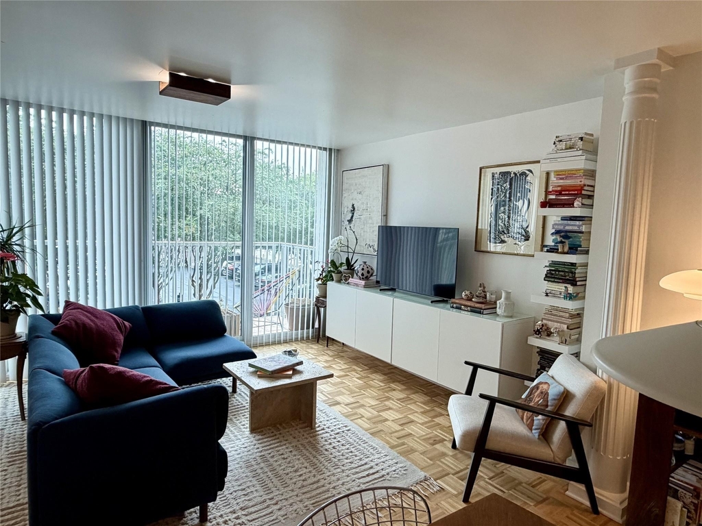 3600 Montrose Boulevard - Photo 5