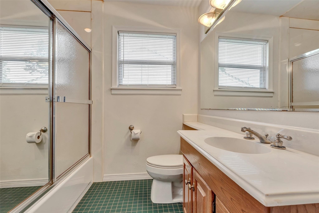 1343 Gardenia Drive - Photo 20