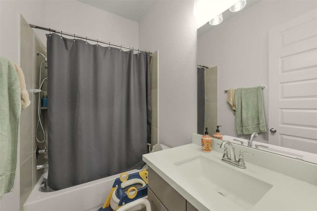 1910 Longcroft Lane - Photo 38
