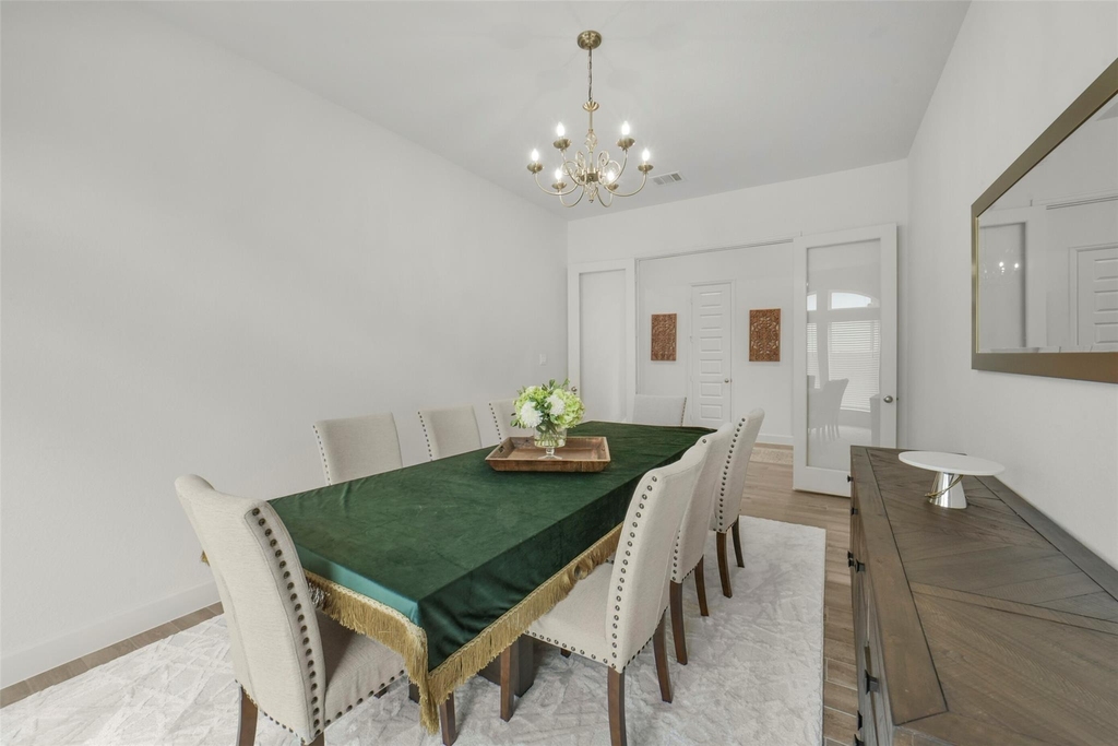 1910 Longcroft Lane - Photo 8