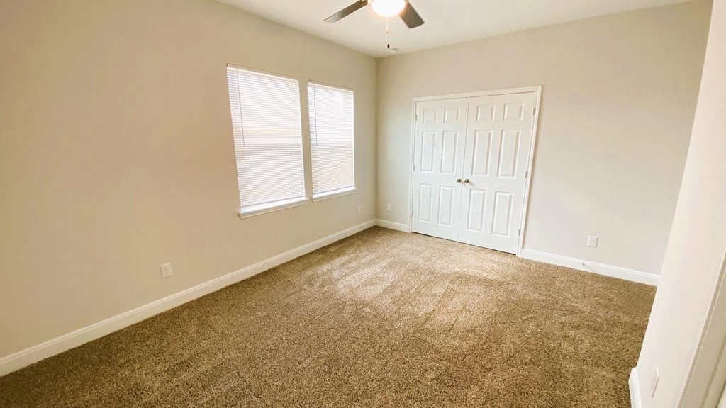8237 Locksley Road - Photo 19