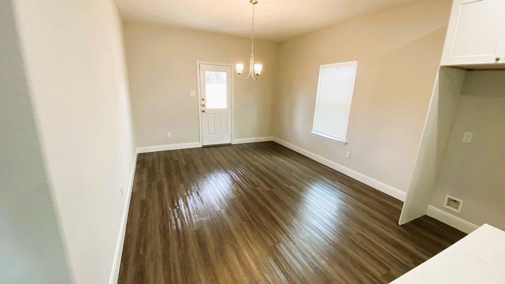8237 Locksley Road - Photo 25