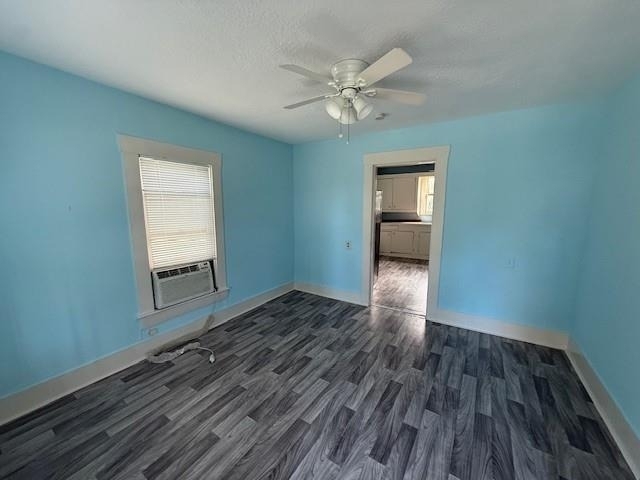5347 Petty Street - Photo 2